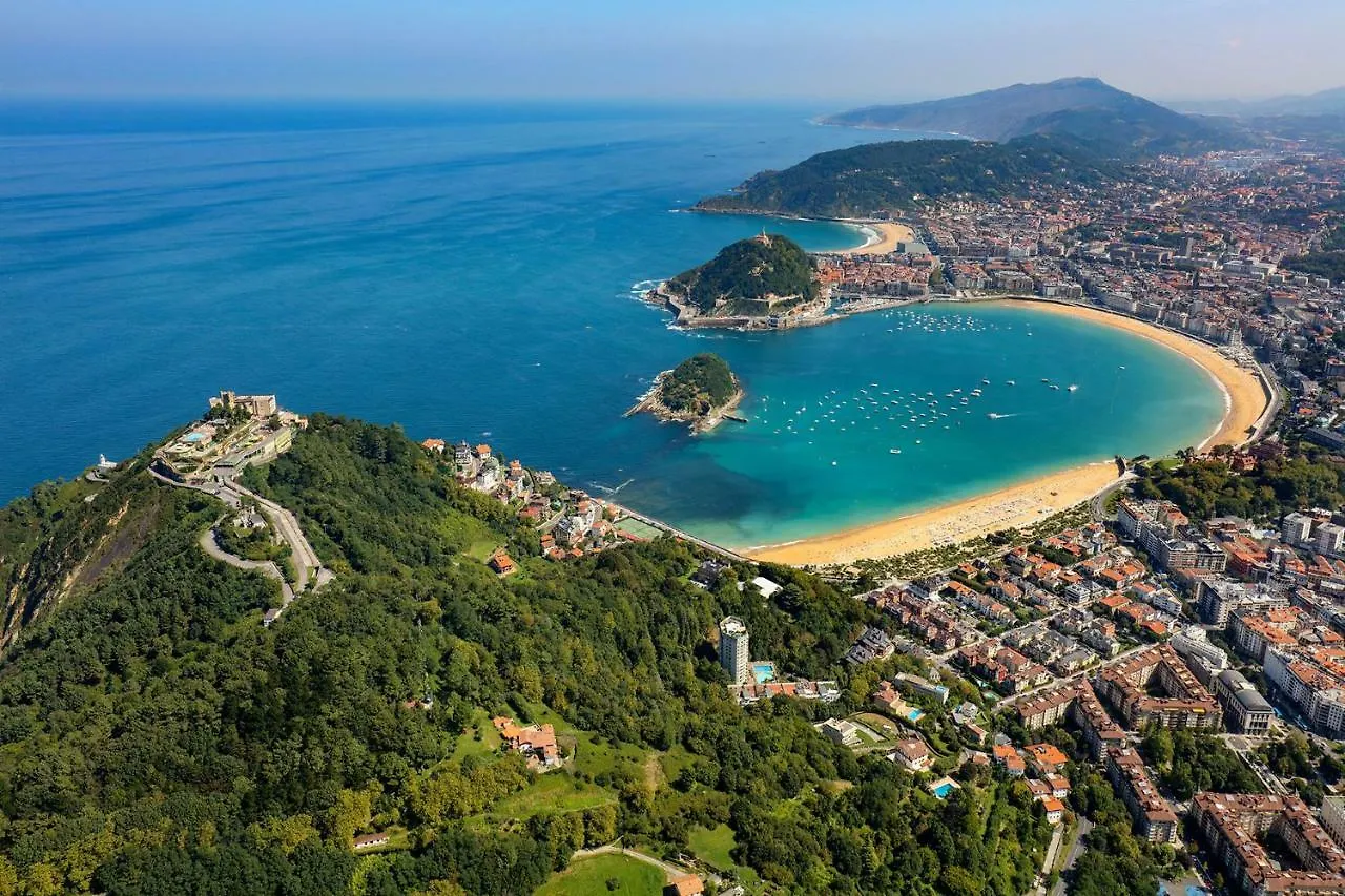Apartamento Romantico Free Parking Area Wifi San Sebastian 0*,  Spanje
